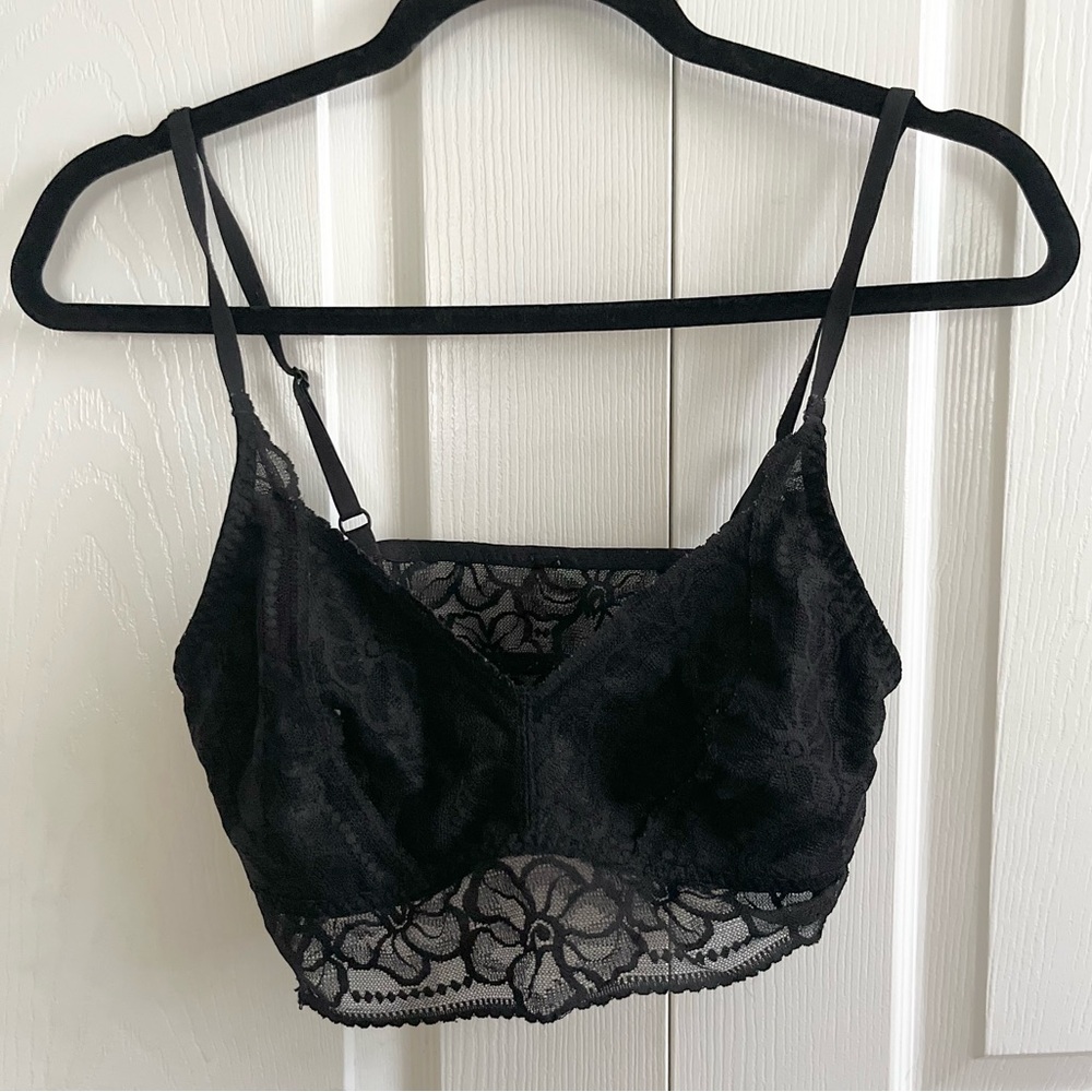 Victoria’s Secret PINK Black Lace Bralette Large